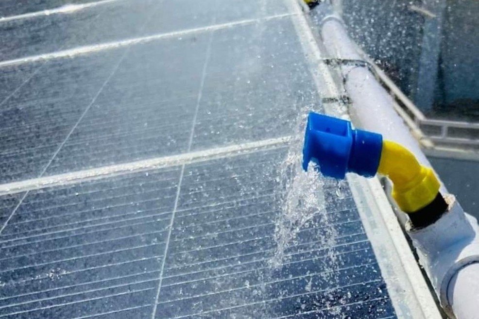 Solar cleaning System